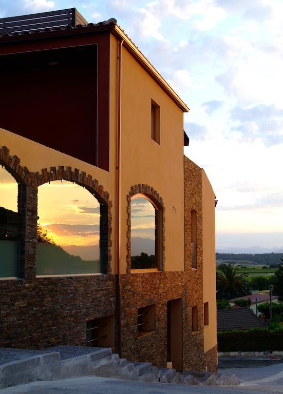 Hotel La Placa Garriguella Kültér fotó
